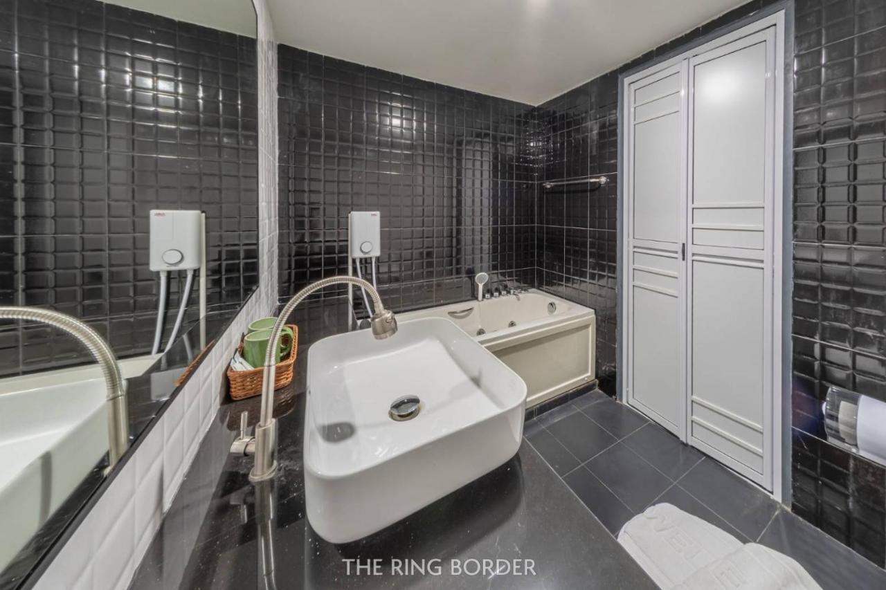 The Ring Border Otel Ban Khlong Phruan Dış mekan fotoğraf